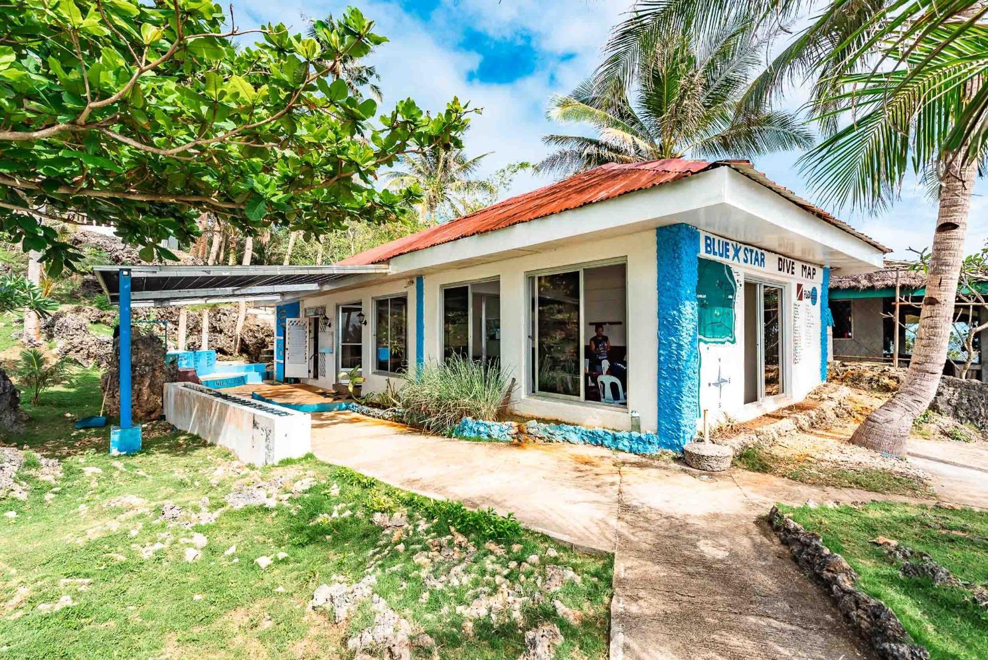 Blue Star Dive And Resort Anda  Exterior photo